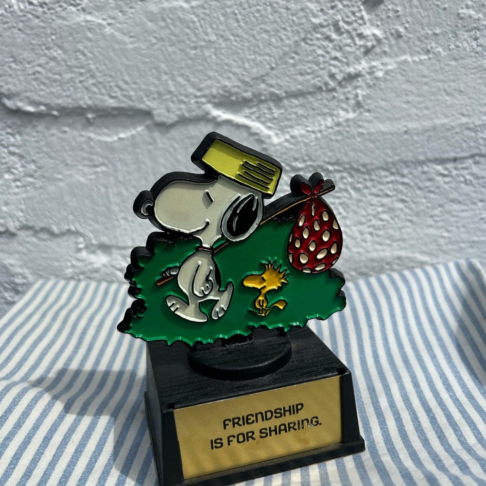 Vintage Aviva Peanuts Figurine — “Friendship Is For Sharing” Snoopy & Woodstock